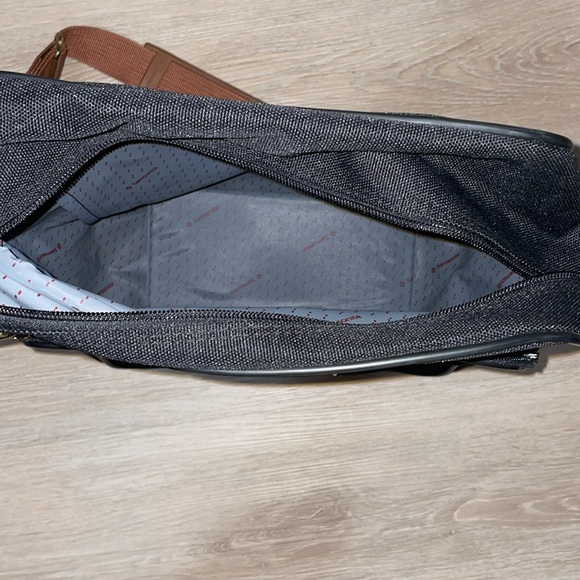 Samsonite Black Mini Bag With Brown Strap - Like New - Picture 4 of 4